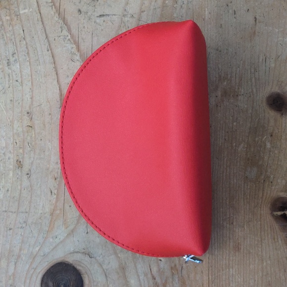 NWOT Givenchy Makeup Bag - Picture 2 of 6